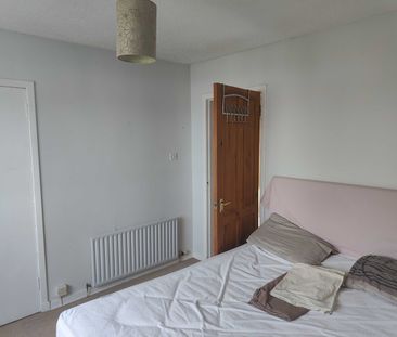 2 Bed Flat, Forrester Park Drive, EH12 - Photo 4