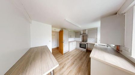 2 bedroom flat to rent - Photo 3