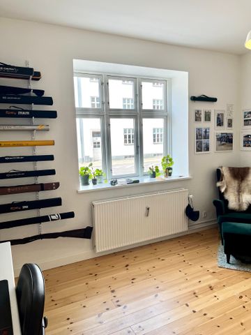 Renoveret lejlighed med moderne detaljer i Aalborg - Foto 4