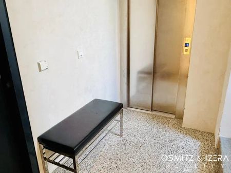 Luxusní byt 2+kk s terasou, zahradou a bazénem | Praha 5 Hlubočepy / Barrandov - Fotografie 2