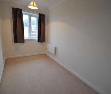 Haselmere Close, Bury St Edmunds, IP32 - Photo 3