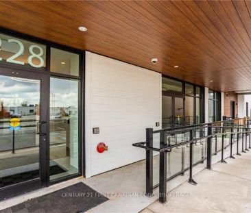 Condo Townhouse For Lease | X8166704 - Photo 4