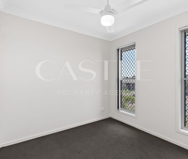 Exquisite Family Home In Sought After Suburb - Photo 3