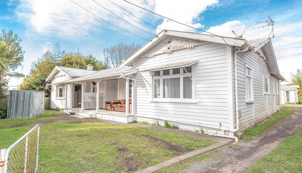 4 Bedroom family home in Aramoho - Photo 1