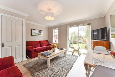 2 bedroom end of terrace house to rent - Photo 3