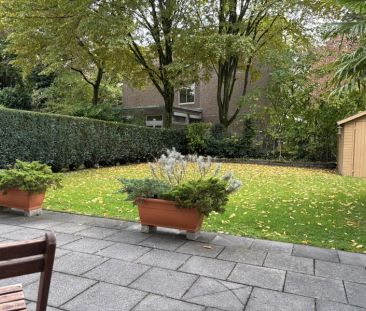 Düsseldorf-Eller: Großzügige 2-Zimmer-Dachgeschoss-Wohnung! - Photo 1