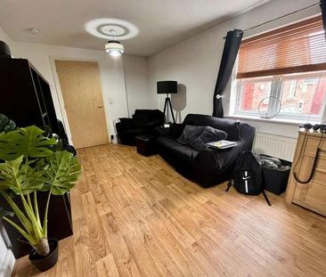 Hutchinson Way, Radcliffe, M26 - Photo 2