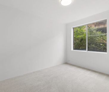 Quiet Apartment Block - Photo 2