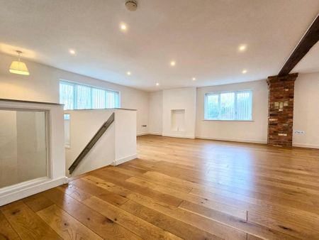 3 bedroom maisonette to rent - Photo 2