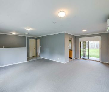 Spacious 4 Bedroom home! - Photo 3