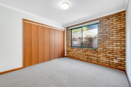 12 Oldis Avenue, Northcote - Photo 5