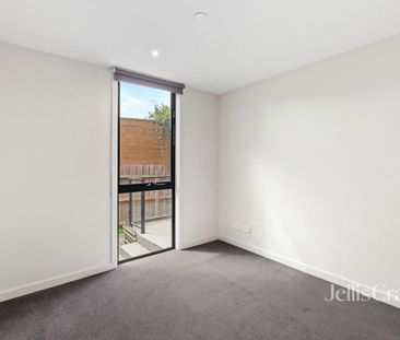Discover Modern Living - Photo 3