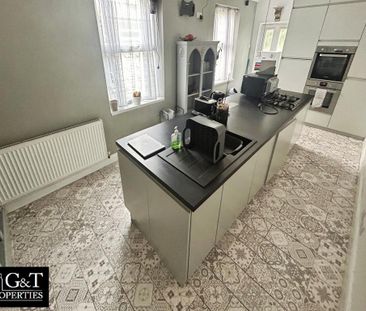 1 bedroom in a house share to rent - Photo 6