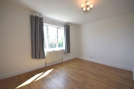 5 bedroom detached house to rent - Photo 5