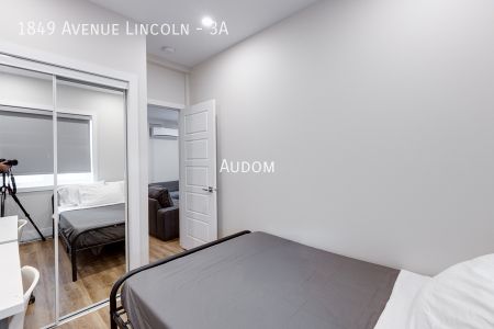 1849 Avenue Lincoln - 3A - Photo 2