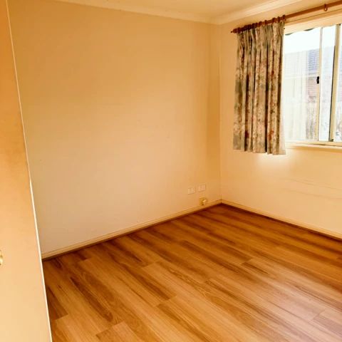 Building 2 - Bedroom 7 - Photo 1