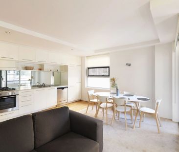 Boutique Living with a City Fringe Lifestyle - Photo 4