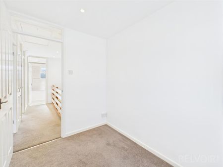 3 bedroom terraced house to rent - Photo 4