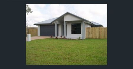 20 Burlingon Circuit, Mount Louisa - Photo 2