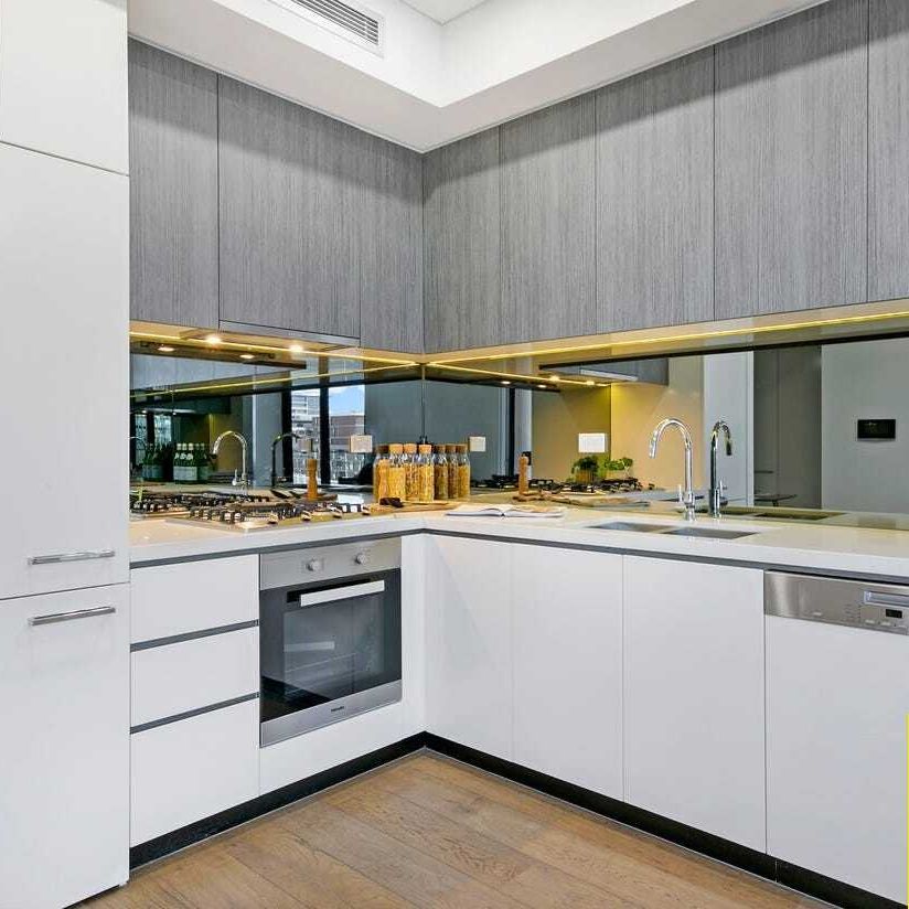 Spacious One Bedroom Apartment for Rent in Waterloo - Photo 1