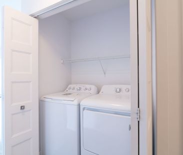 1800 Victoria - Photo 1