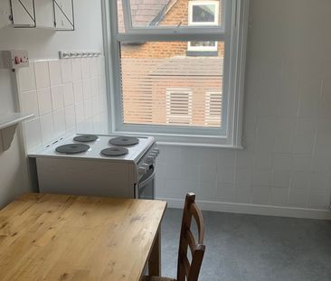 1 Bed Flat, Demesne Road, M16 - Photo 1