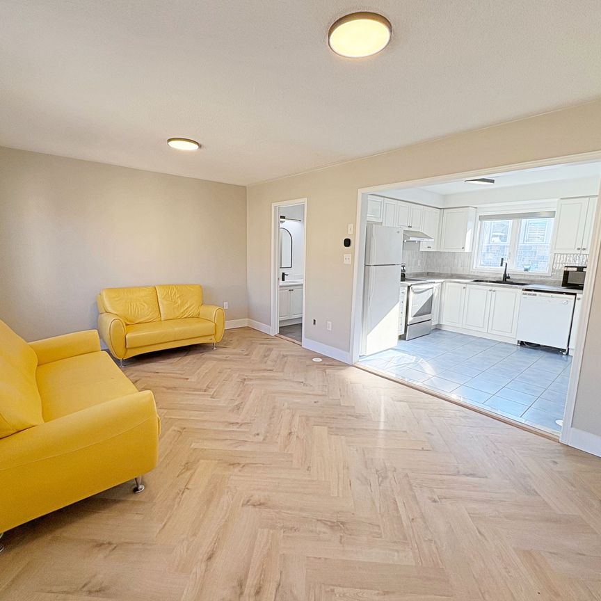 For Lease - 59 Oakmoor Lane Unit# Coach H, Markham, Ontario - Photo 1