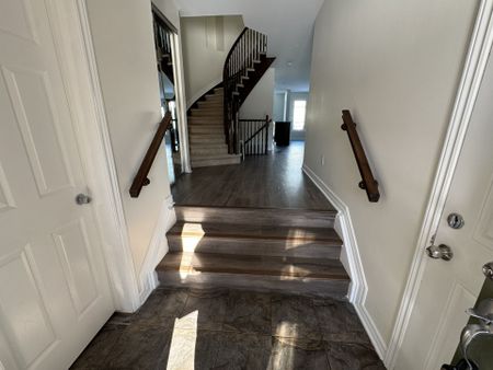 For Lease - 247 HUNTERBROOK Street, Kanata, Ontario - Photo 3