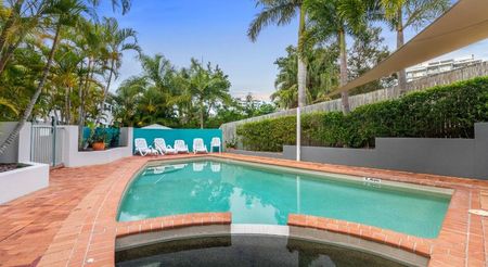 WOW GREAT VALUE WILL NOT LAST ACT NOW FURNISHED 3x2 Apartment - Photo 5