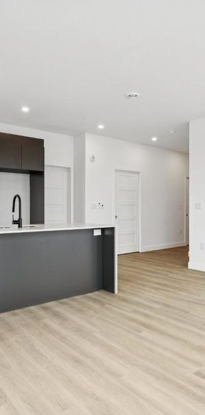 Appartement Salaberry-de-Valleyfield � Louer - Photo 1