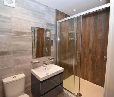 2 bedroom apartment to rent - Photo 6