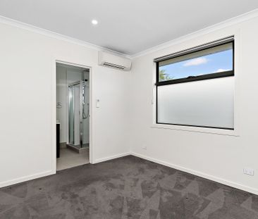 Modern Comfort & Low Maintenance Living - Photo 2