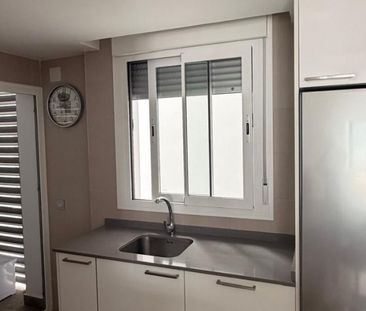 2 Bedroom Apartment For Rent in Nueva Andalucía, Málaga - Foto 5
