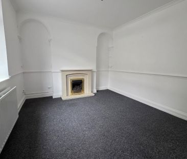 2 bedroom House To Let Total Size: 948 SQ FT - Photo 1