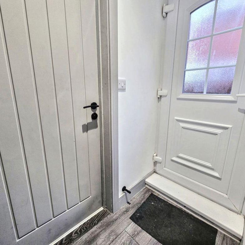 1 bed lower flat to rent in NE22 - Photo 1