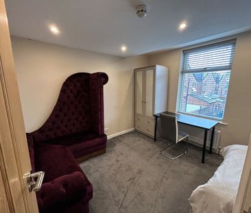 6 Bed Terraced House, Braemar Road, M14 - Photo 6