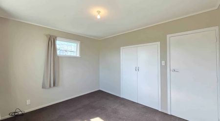 3-Bed Home - Massive Space for Kids & Pets - Photo 2