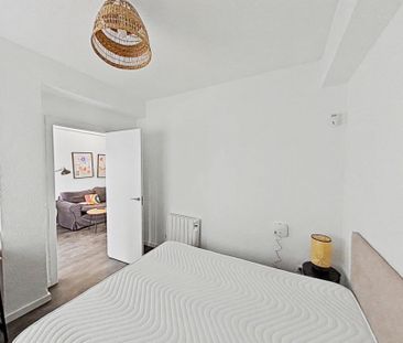 Piso de alquiler en Las Águilas - Photo 2