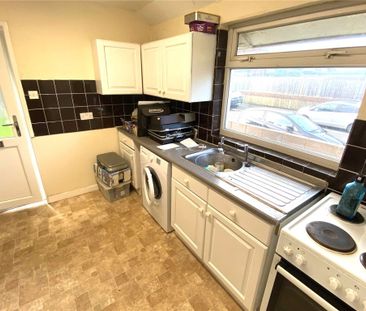 1 Bedroom Flat / Apartment - Eling Lane, Totton - Photo 1