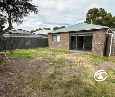 20 Seville Street, 3810, Pakenham Vic - Photo 2