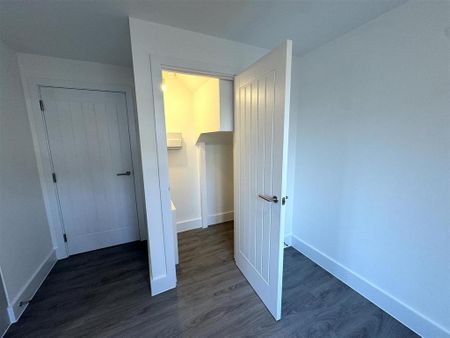 3 bedroom detached house to rent - Photo 4