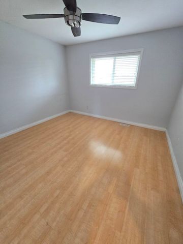 Spacious Home with RV Parking – Utilities Included! - Photo 5