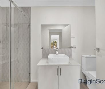 Modern, Spacious, and Perfectly Positioned Family Living! - Photo 6