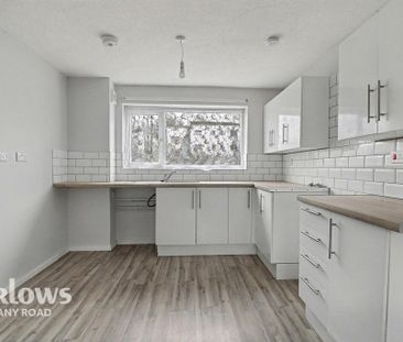 4 bedroom terraced house to rent - Photo 6