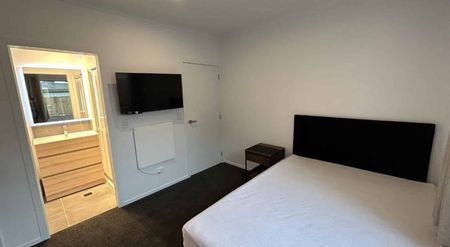 Highlight on Hibiscus - Photo 2