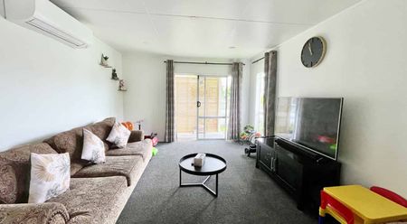 LEVIN - 3 BEDROOMS - Photo 2