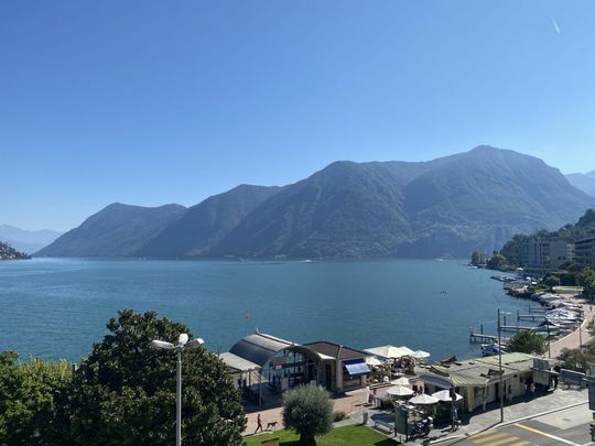 6.5 con balcone situato in posizione centrale - Photo 1