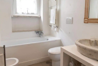 TRASTEVERE - BILOCALE ARREDATO CON BALCONE