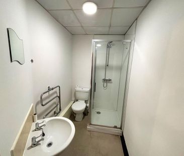 Studio to rent - Photo 5