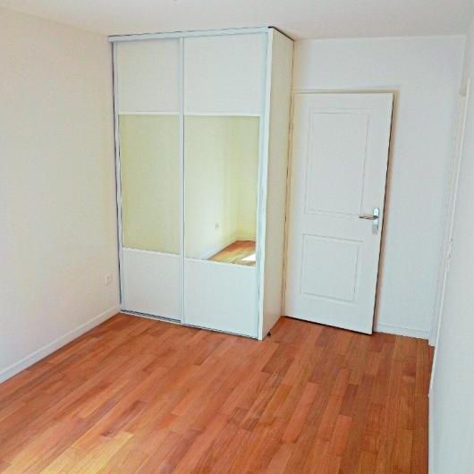 Location Appartement 2 pièces 45m² SURESNES 92150 - Photo 1